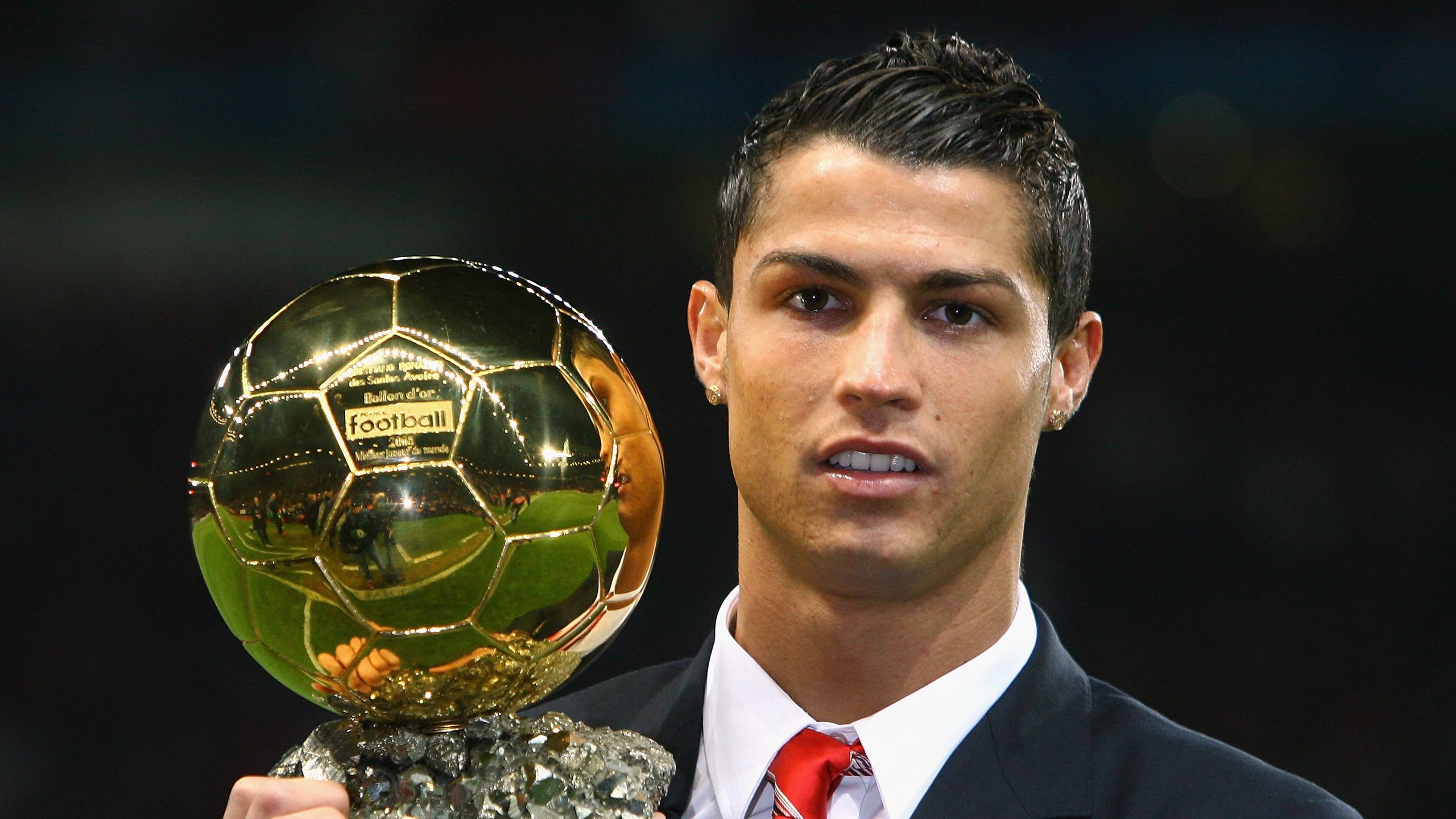 足球俱乐部是否考虑建立自有学校与教育资源,足球俱乐部成立的目的